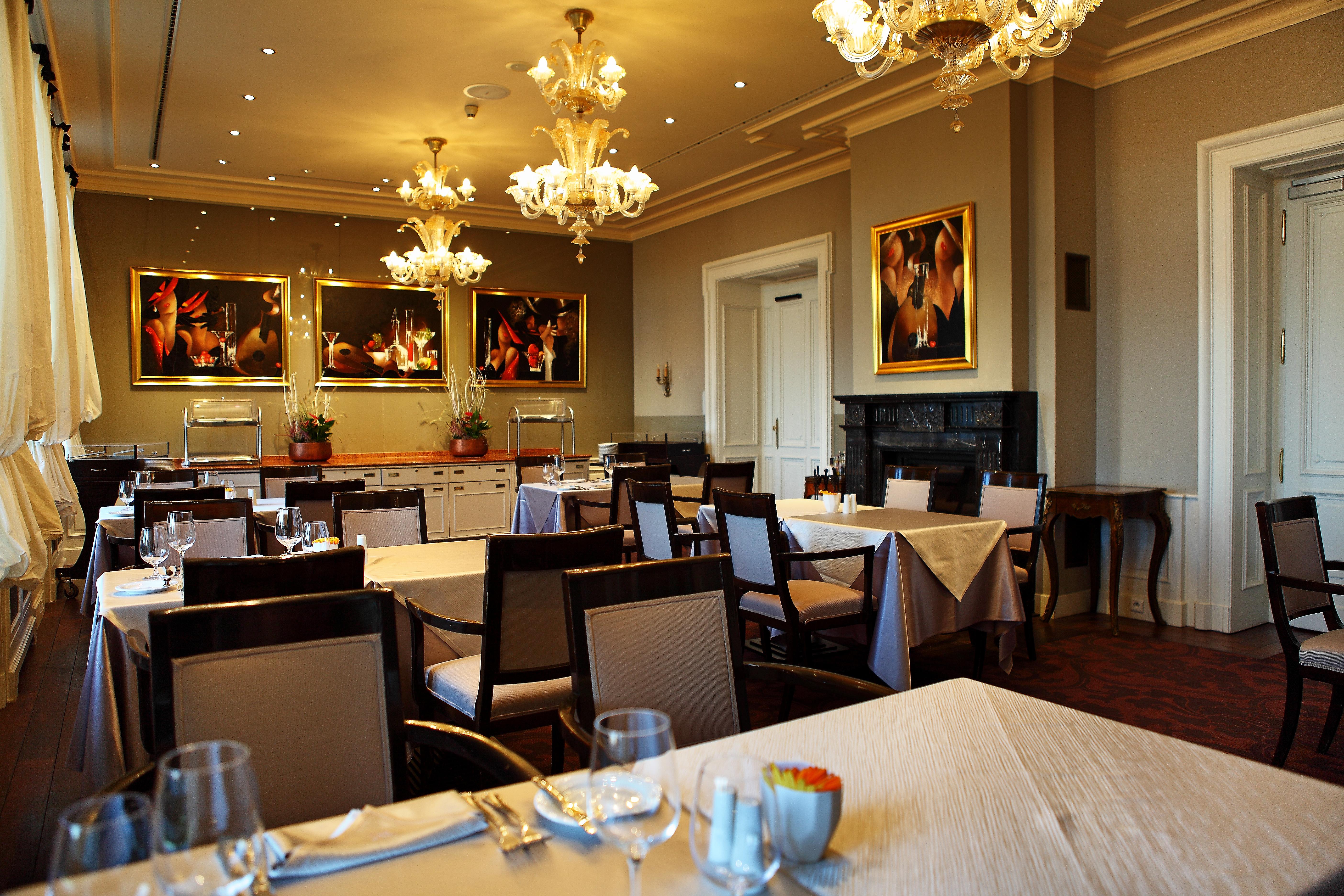 Le Palais Art Hotel Praha Bagian luar foto Restaurant