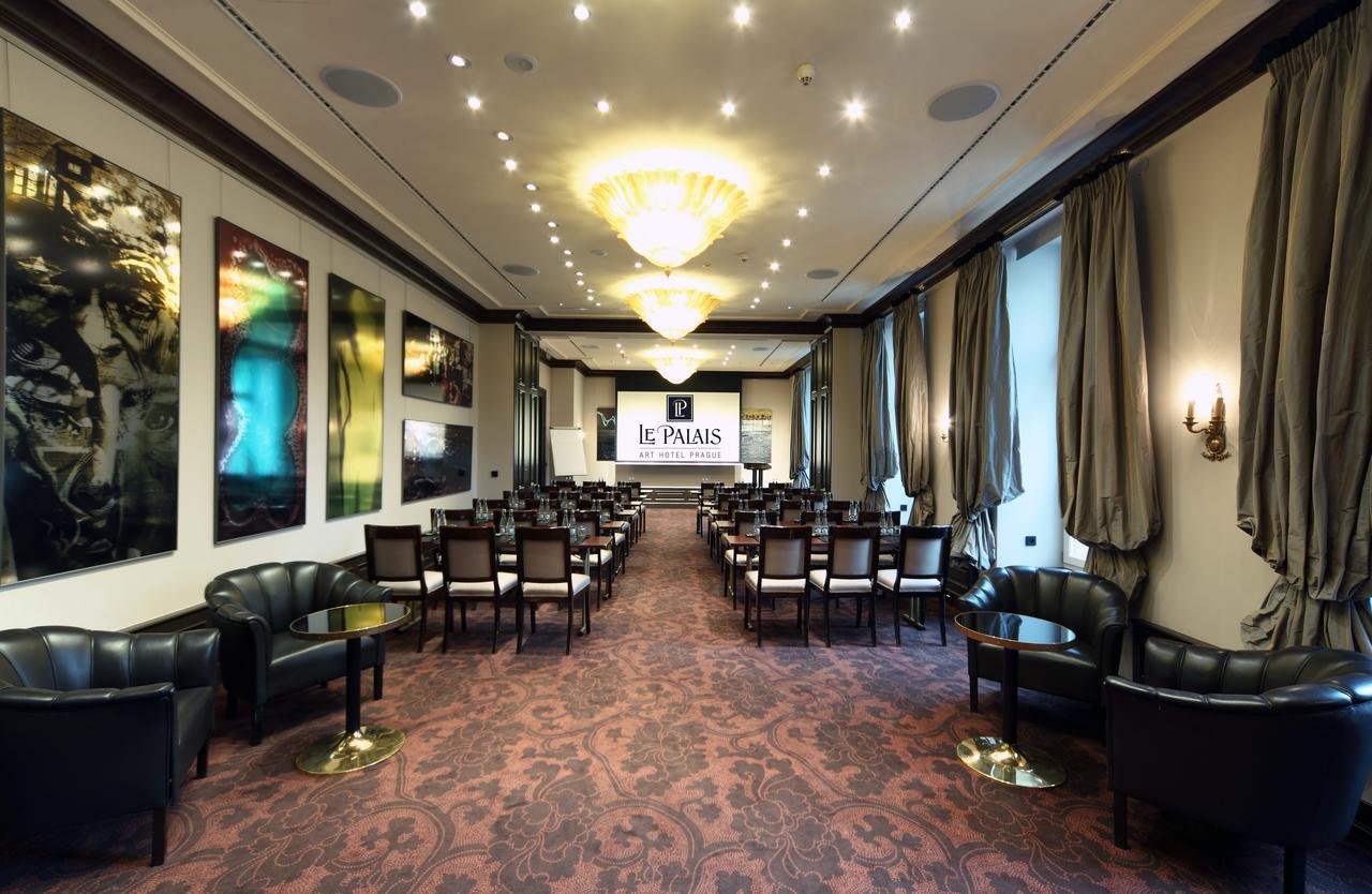 Le Palais Art Hotel Praha Bagian luar foto The Press Club Brussels