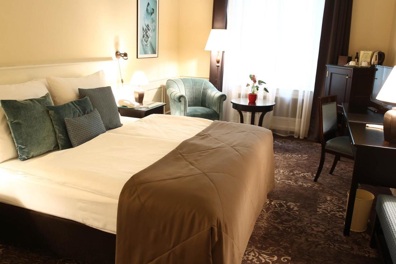 Le Palais Art Hotel Praha Bagian luar foto